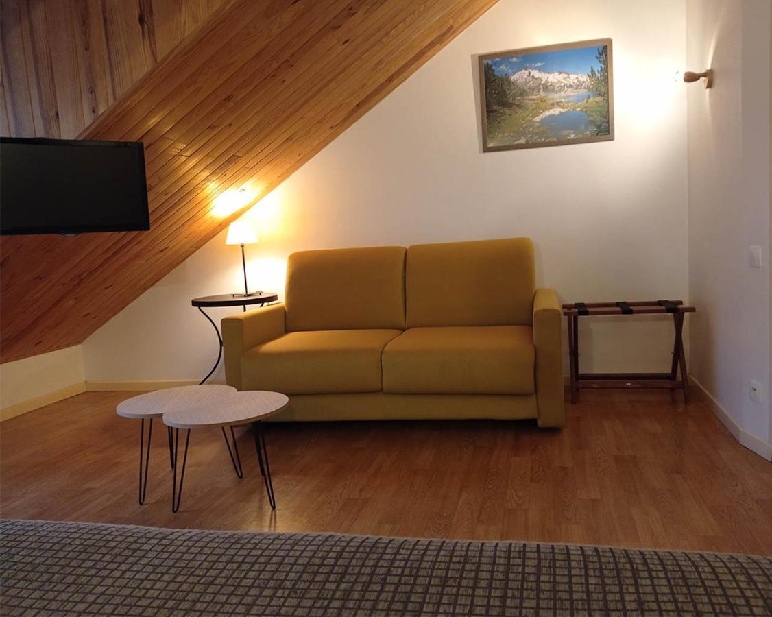 Hotel De La Gare Pierrefitte Nestalas Bagian luar foto